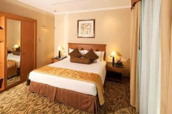Country Club Dubai